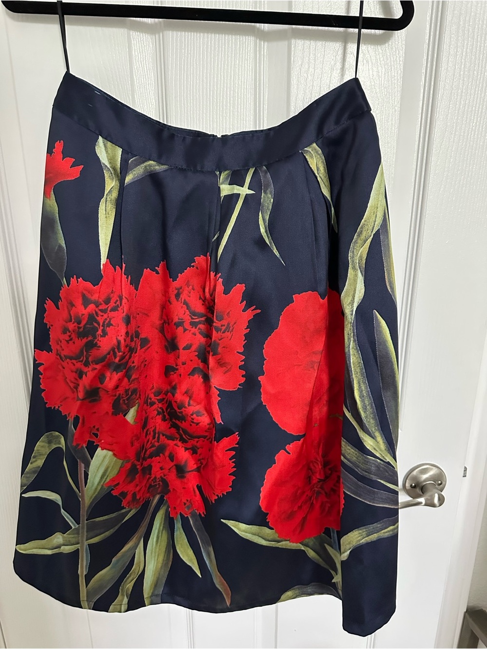Banana USA Navy Floral Free Flowing Skirt with Bold Red Carnation Print
